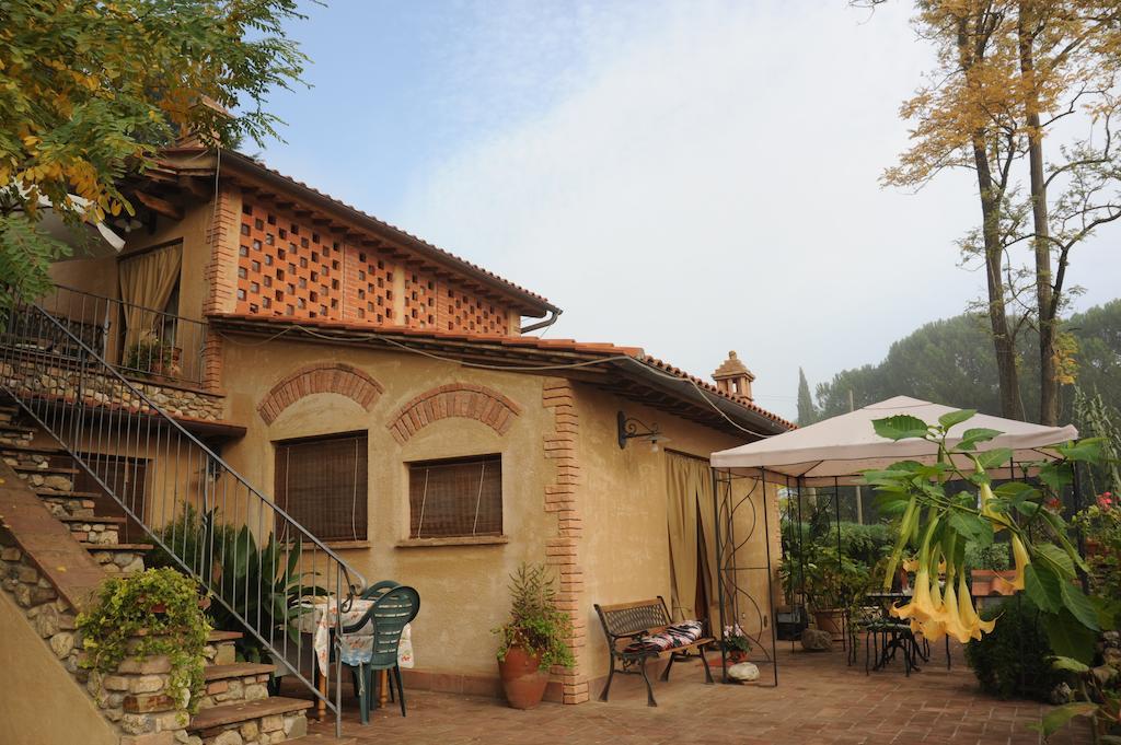 La Capanna Di Sovestro Hotel San Gimignano Exterior foto